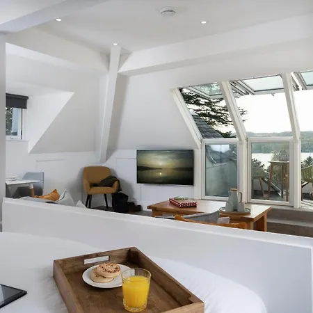 The Sanctuary - Spacious Studio - Stunning Lake Views * Windermere